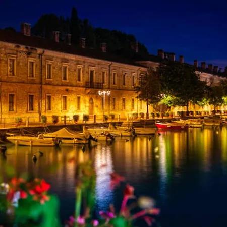 Tokyo - Comfort Moderno A Due Passi Dalle Attrazioni Del Garda Apartman